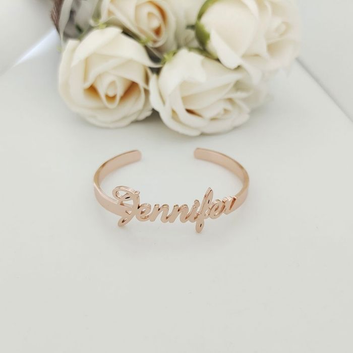 armband-mit-namen-individuelles-namensarmband-aus-edelstahl-fur-kinder-und-frauen-armband-mit-manschette