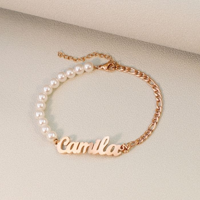 armband-mit-namen-vergoldetes-edelstahlarmband-mit-perlen