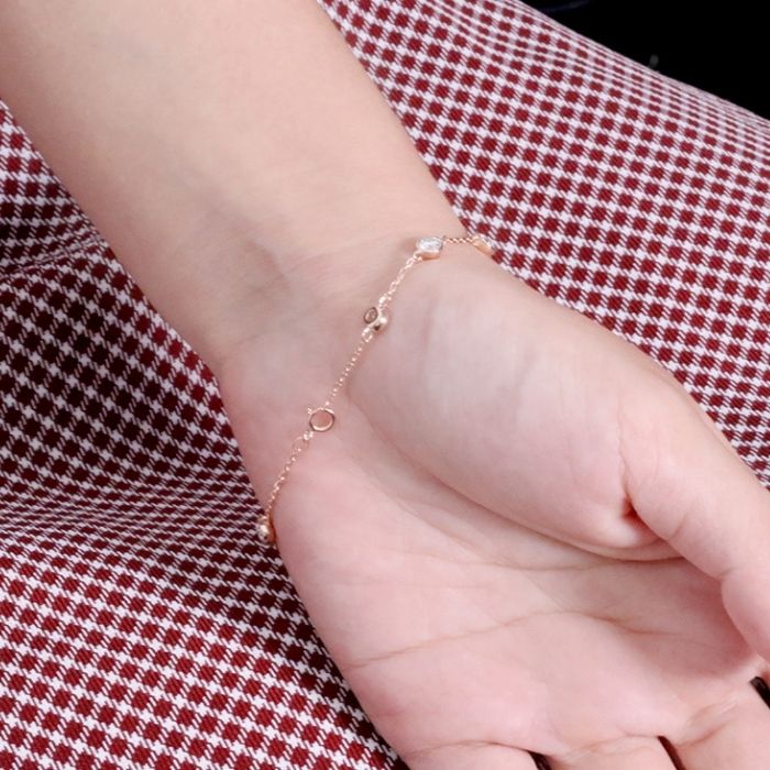 goldarmband-damen-585-karat-massives-14k-rosegold-weissgold-gelbgold-4mm-2.7ctw-karat-moissanite-lab-grown-diamant-lunette-armband