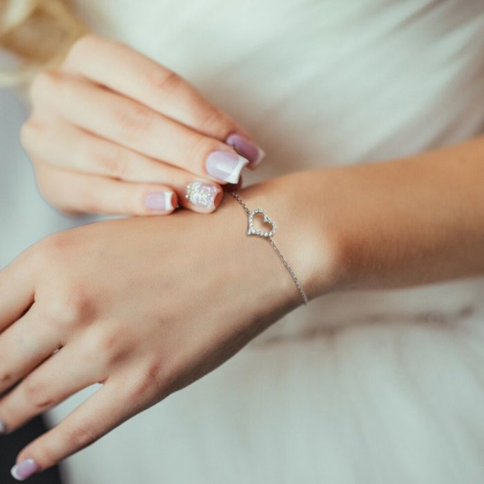 Silberarmband mit Herz Moissanite-Herzen
