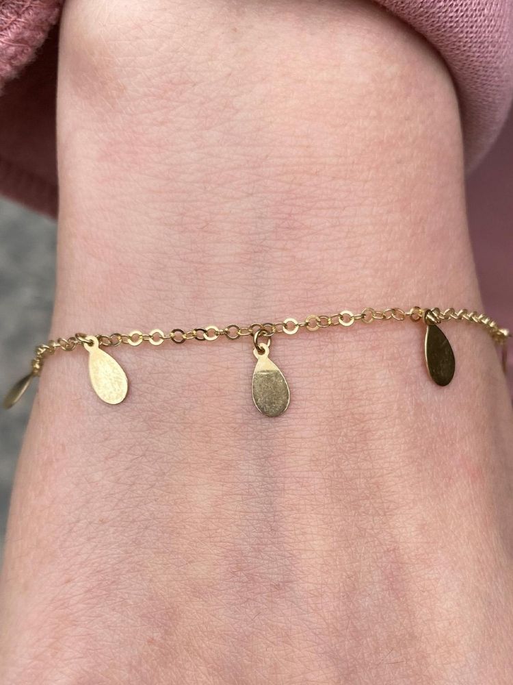 goldarmband-damen-585-karat-echt-14-karat-gold-8-pailletten-tropfen-modell-dorika-armband